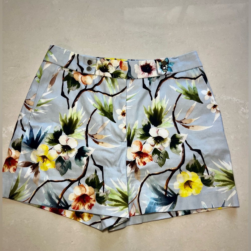 Zara Floral Print Women's Shorts